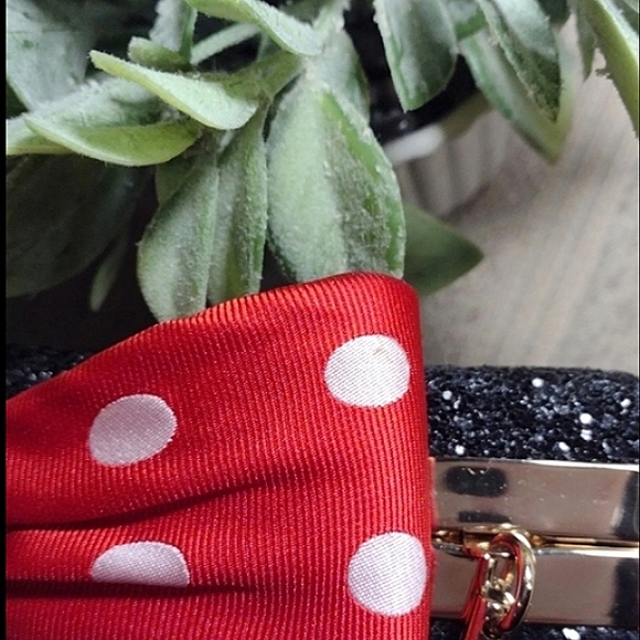 Kate Spade X Disney Minnie Mouse Glitter Party Box Bag - Picture 13 of 16